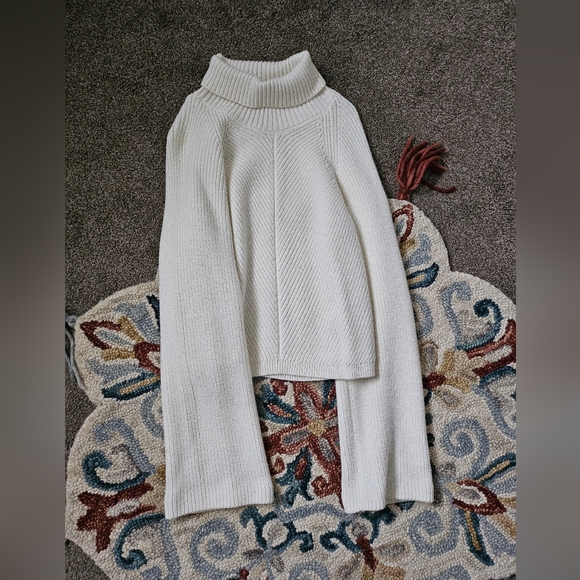 Anthropologie Maeve Cropped Turtleneck Sweater - Picture 5 of 5